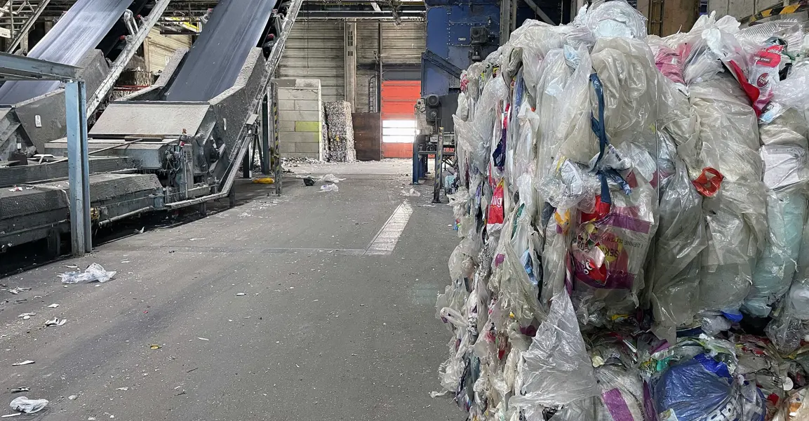 Finsortering Av Husholdningsplast Vogt Plastic GPN 02212 1920 Foto Gront Punkt Norge