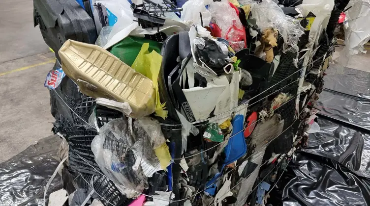 Gjenvinningsstasjonsplast Mindre2