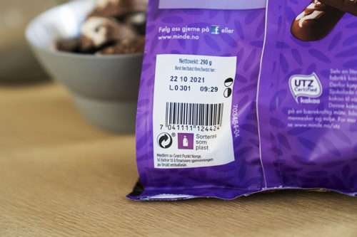 Sjokoladepose med riktig emballasjemerke for plast.