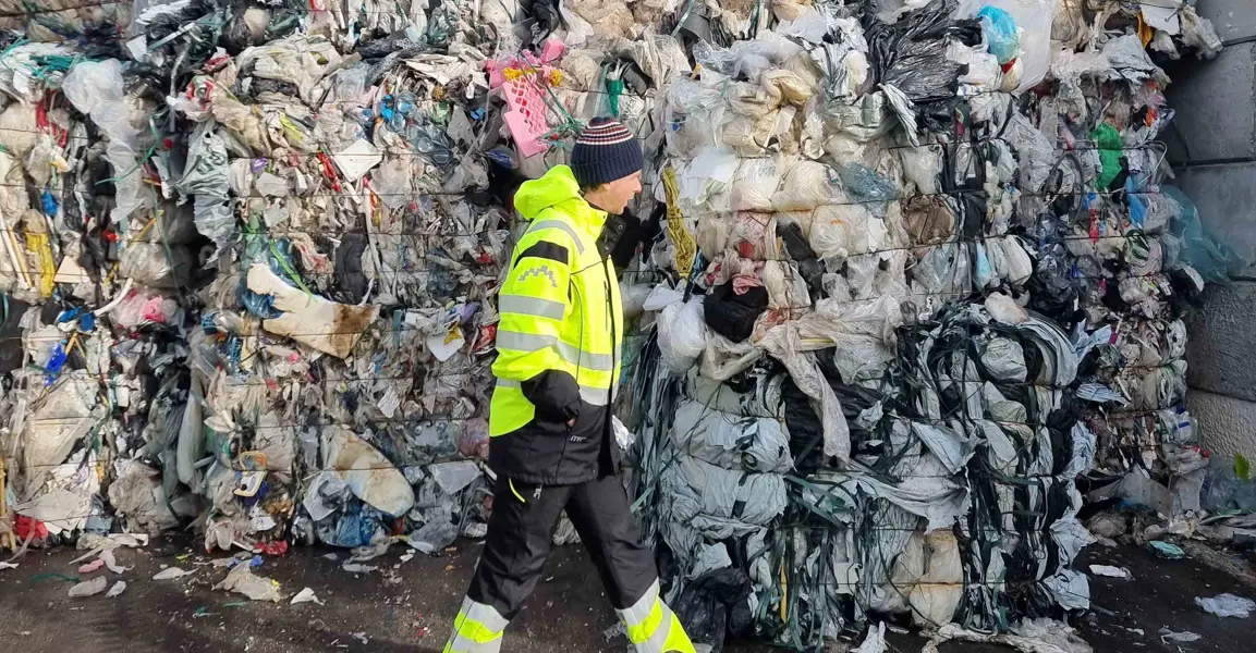 Retroplast Revisjon