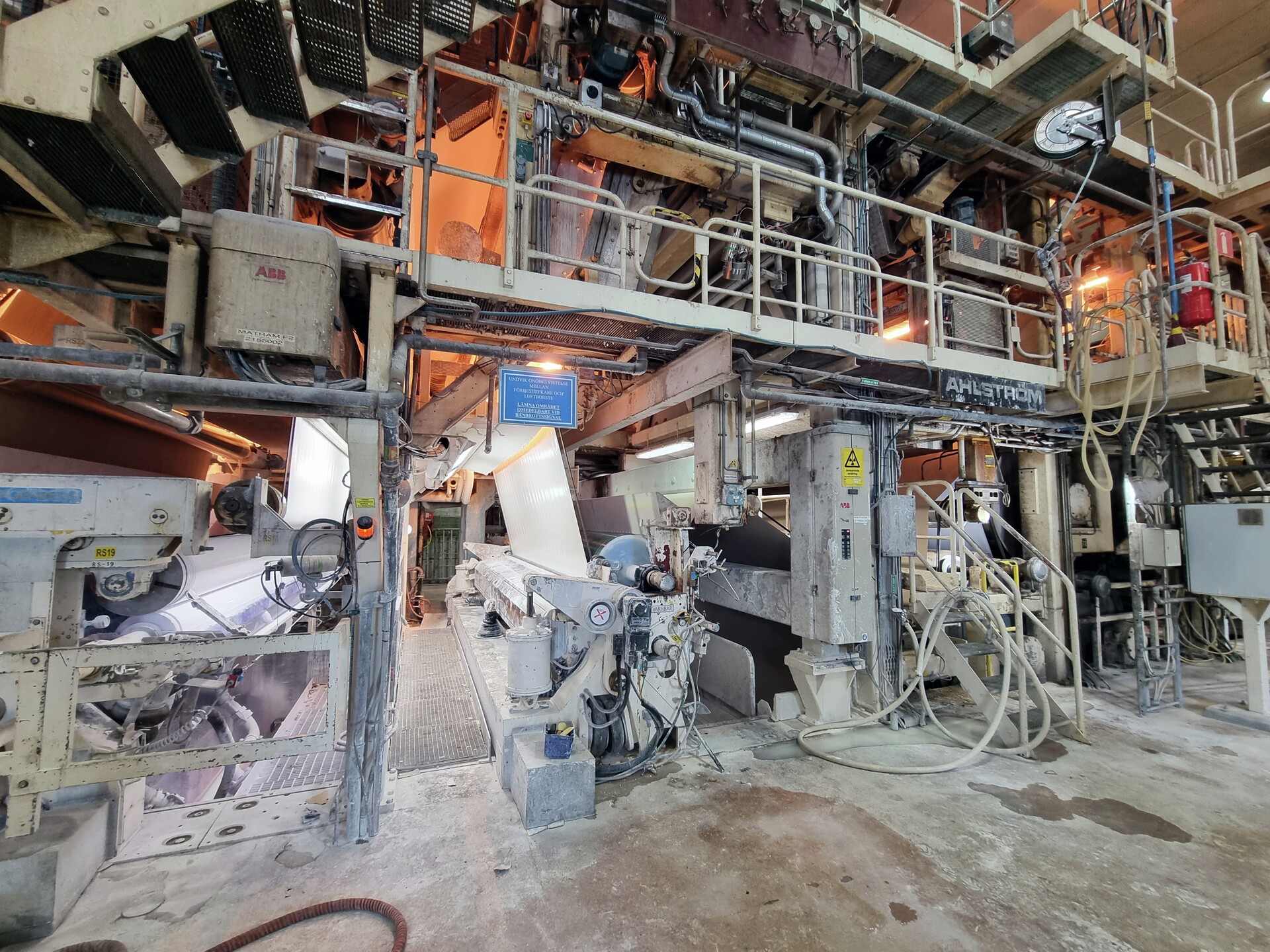 gjenvinning-av-drikkekartong-gpn-02077_1920-foto_groent_punkt_norge.jpg