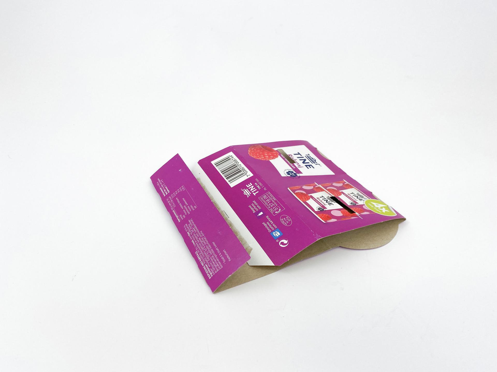 Tine Rislunsj Med Bringebar GPN 02053 1920 Foto Grønt Punkt Norge